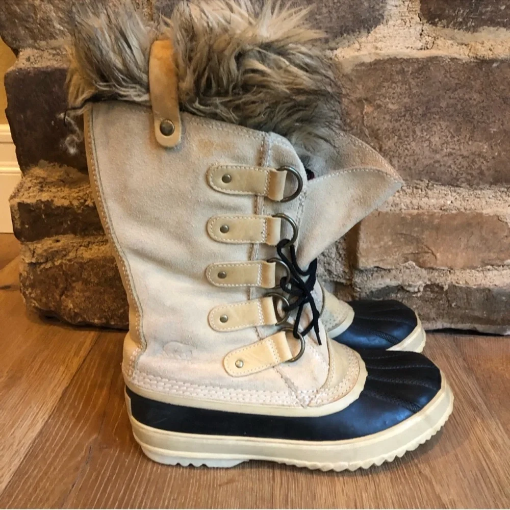 🔥SOREL🔥 Joan of Artic sz 7 price firm!